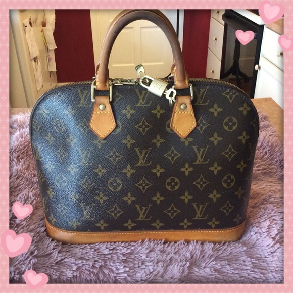 Louis Vuitton Handbags - ❤️Authentic Louis Vuitton Alma Monogram Bag ❤️